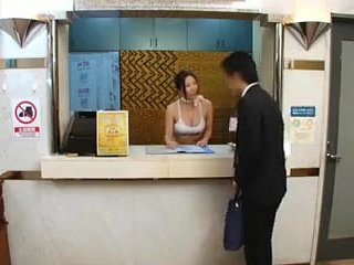 ایشیائی جاپانی گرم ویشیا بھاڑ میں Bordel سپا کی طرف سے ایگزیکٹو