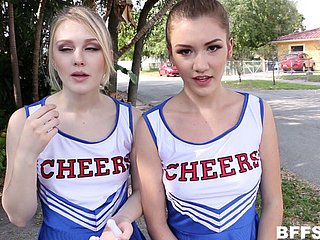 Великолепная четверка черлидинг с частным Tryouts