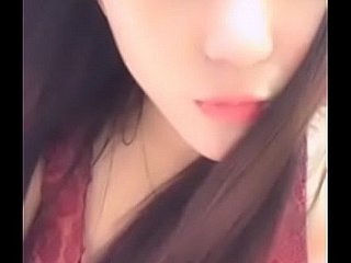 สาวเล่นกับหี