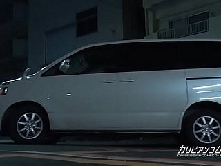 仕事終わりのキャバ嬢を送迎の運転とと結託ししし