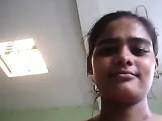 Desi Indian Girl Minimal Show