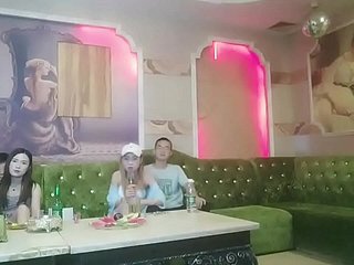 chiński ktv perwersyjny seks grupowy siedząca pani 4p