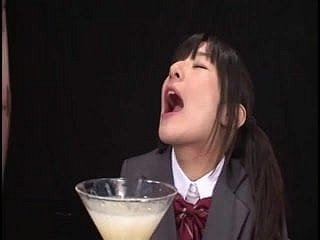 료코 히로사키 삼키기 곳쿤. 검열