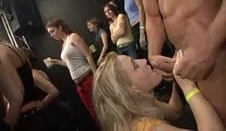 夜のセックスパーティー3 ... F70