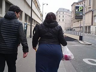 Grosso culo araba in Francia 1